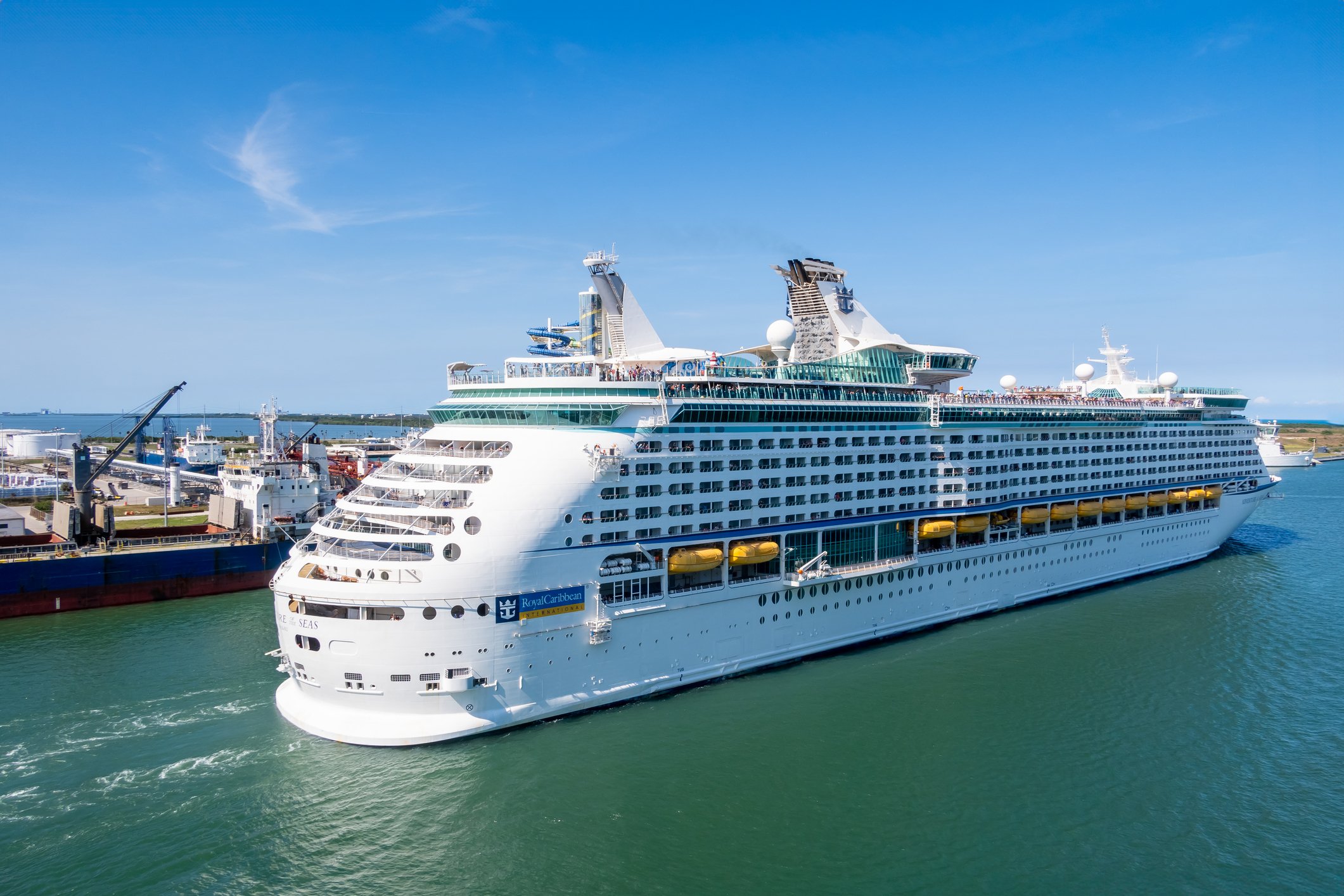 Episode 551 - Is a smaller ship good for a first family cruise?