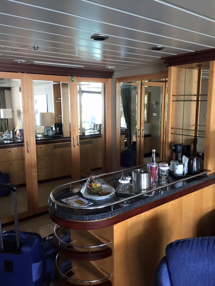 Photo tour of Grand Suite on Royal Caribbean&#039;s Freedom of the Seas
