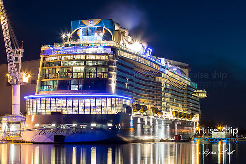 News generales croisiere et mer.. peut etre en traduc auto - Page 31 Ovation-csp--7419
