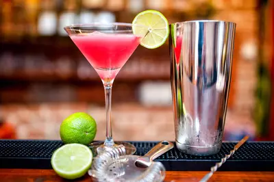 cocktail-martini-bar
