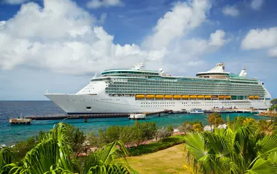 Navigator of the Seas in Willemstad, Curacao