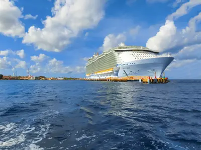 Oasis of the Seas in Cozumel
