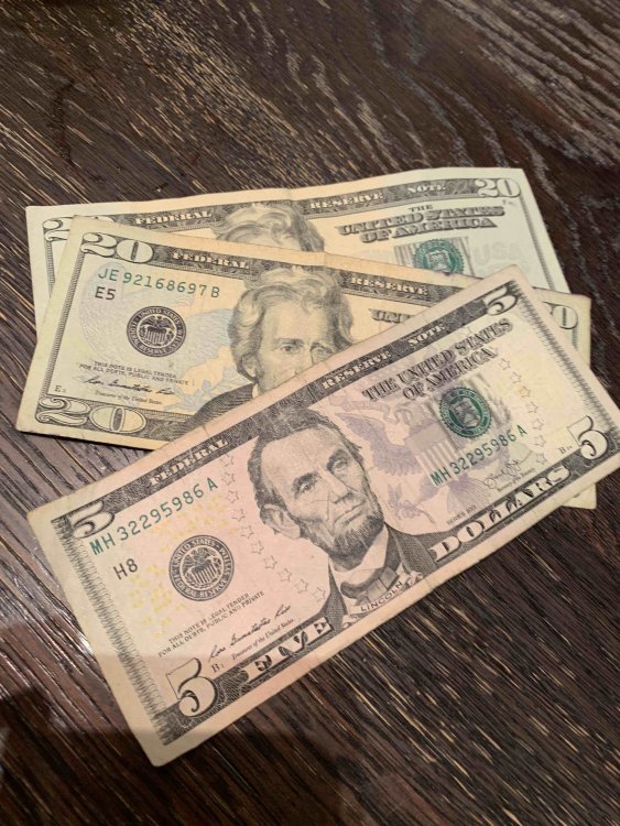 money.thumb.jpg.85a87071213ca488acab26e4f72e4d26.jpg