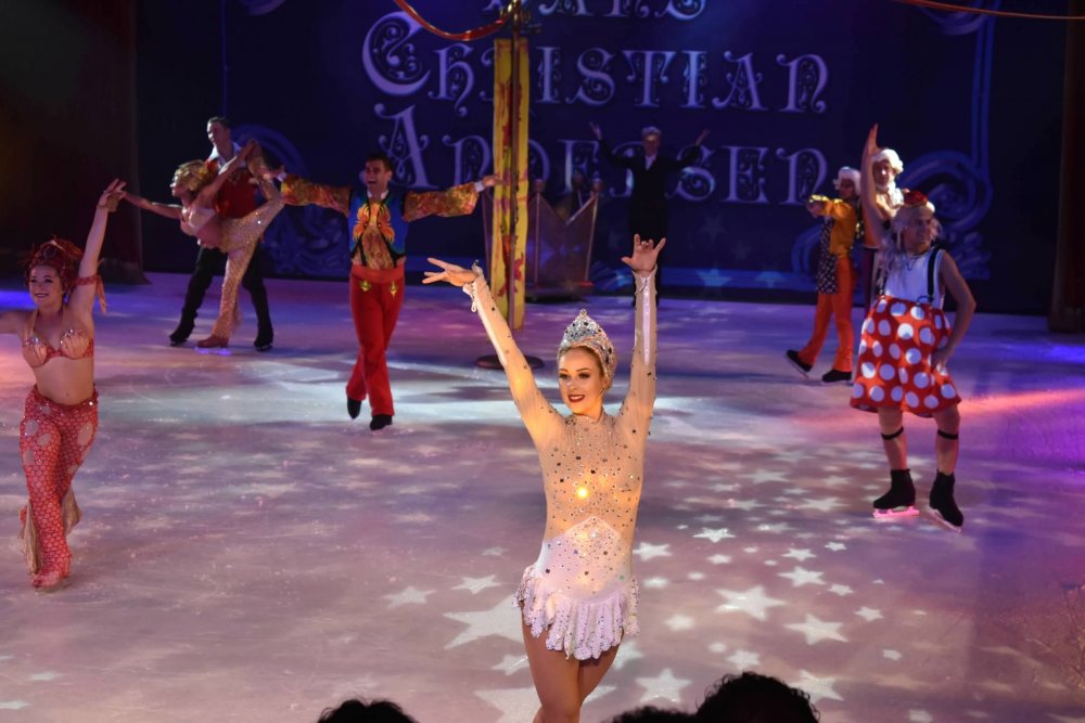 Oasis Ice Show.jpg