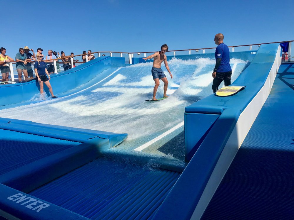 Day_3-Flowrider.thumb.jpg.4a874cffcc6c68bb503637d8d96610bc.jpg