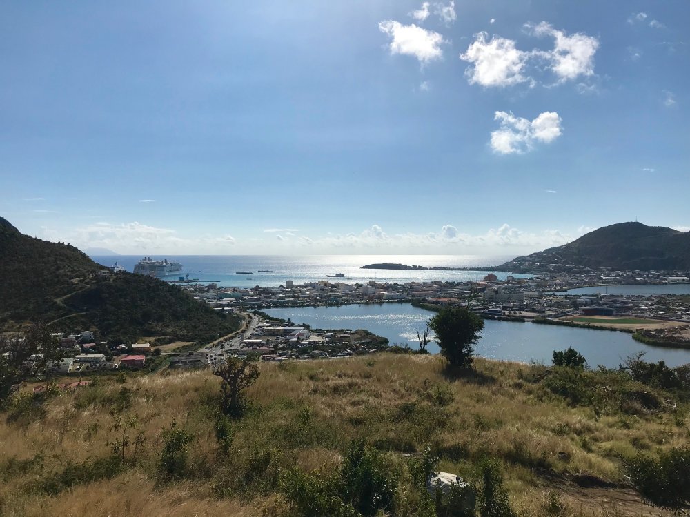 Day_4-St_Maarten_Overlook_B.thumb.jpg.f2ad2be1b67207983acd743bb800c7da.jpg