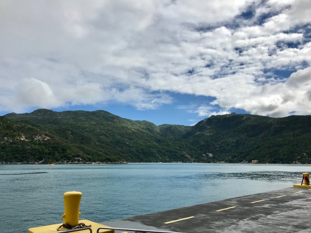 Day_6-Labadee_Sun_Poking_Out.thumb.jpg.a9b4f40fe1ad84384e185038c3231e7c.jpg