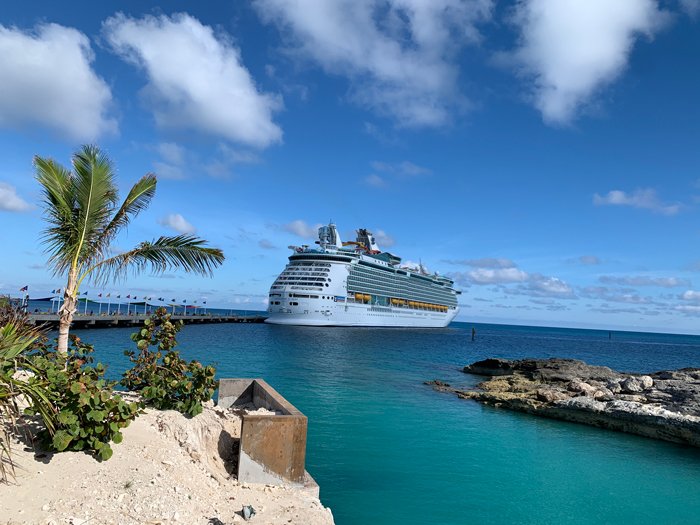 navigator of the seas at cococay