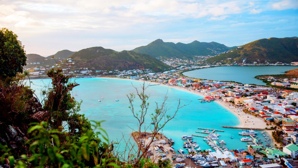 Zoom_Background - St Maarten.jpg