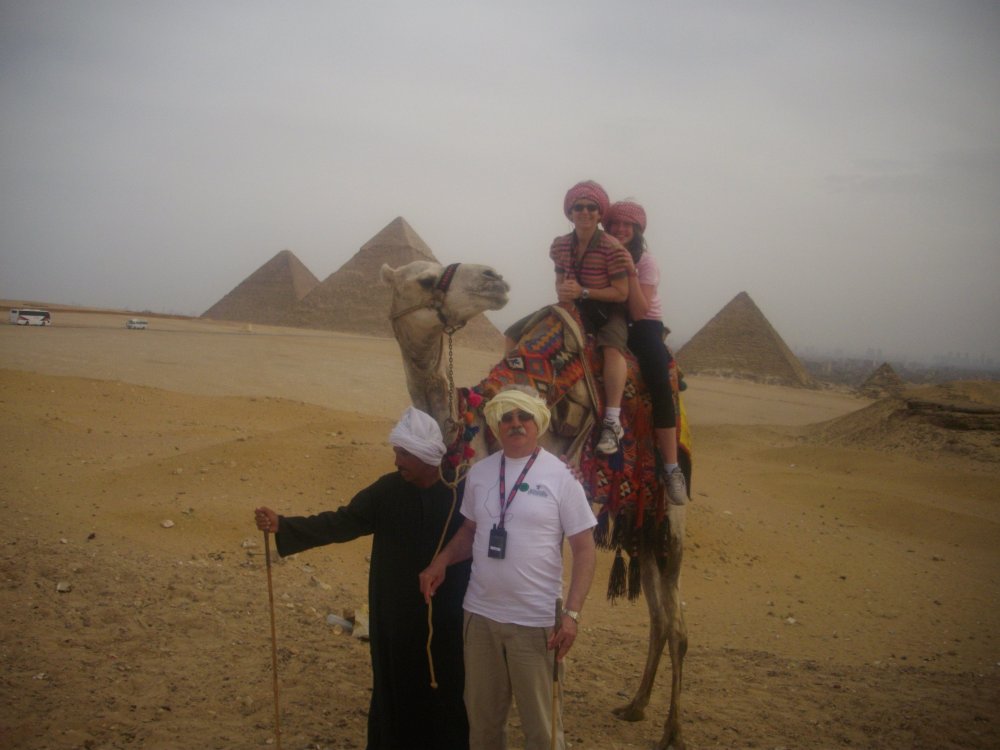 1831941625_CamelsatGiza_5.thumb.JPG.45ee8746bead6656a567415535d3ab02.JPG