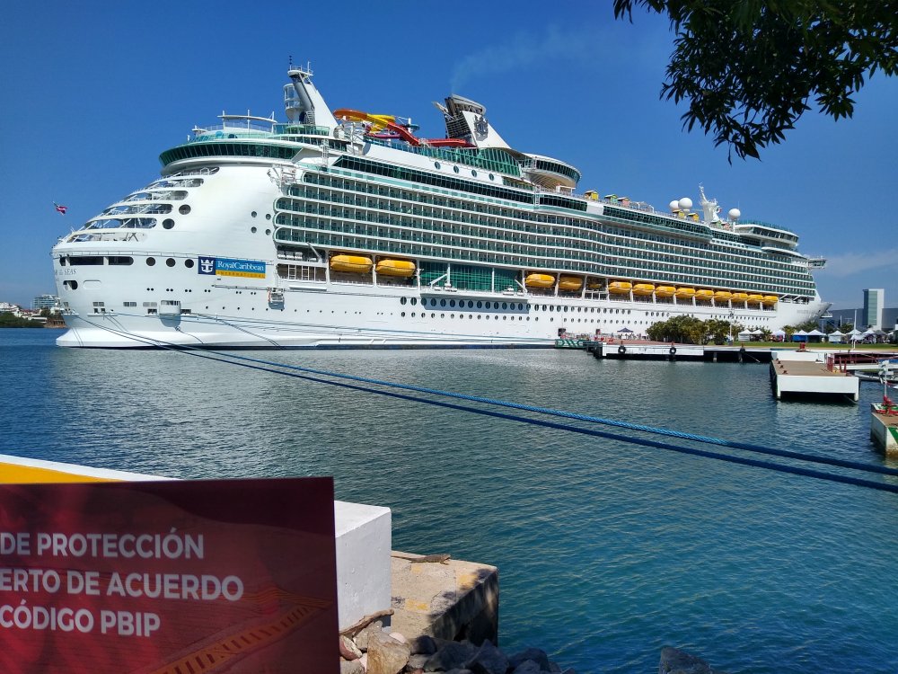 navigator of the seas shows 2023