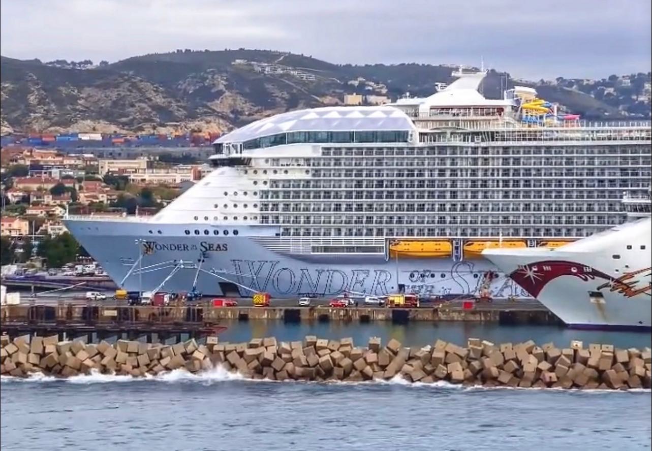 Royal Caribbean adding giant name to side of Wonder of the Seas | Royal  Caribbean Blog