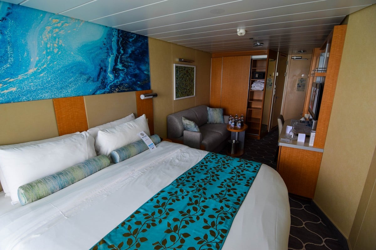 Category 2c Ocean View Stateroom With Large Balcony On Oasis Of The