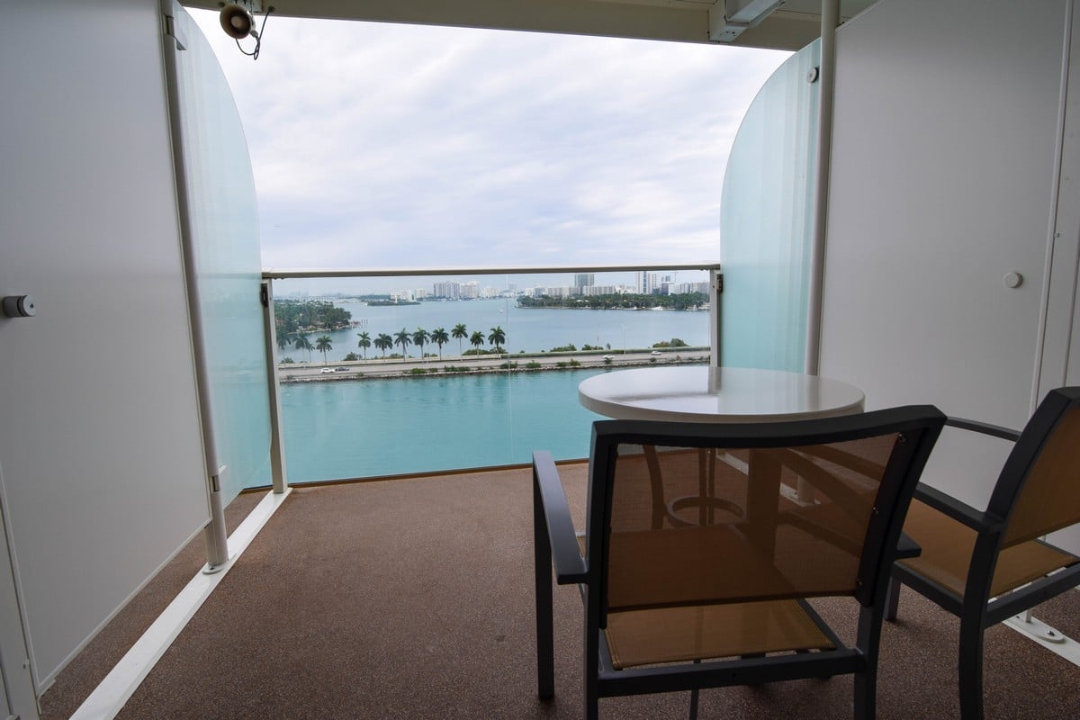 Category 2C Ocean View Stateroom with Large Balcony on Oasis of the Seas Photo Tour | Royal Caribbean Blog