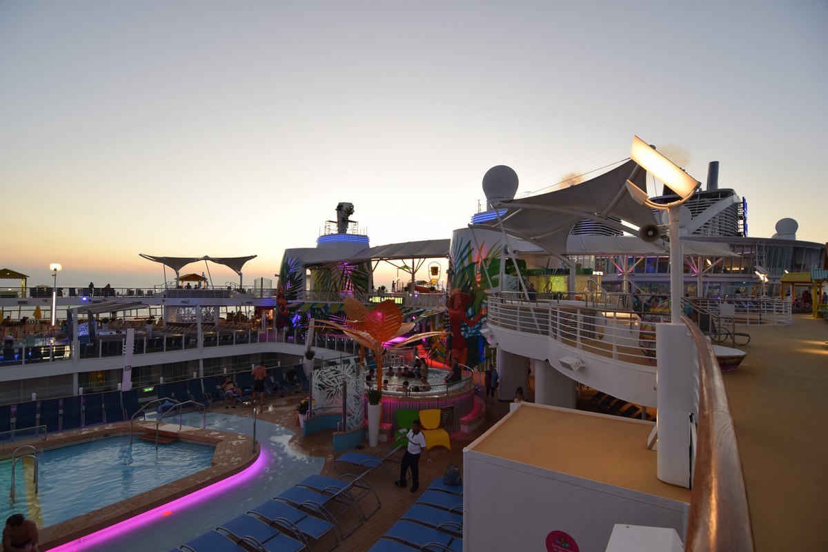 Royal Caribbean Oasis Of The Seas 8 Ways Royal Caribbeans Harmony Of