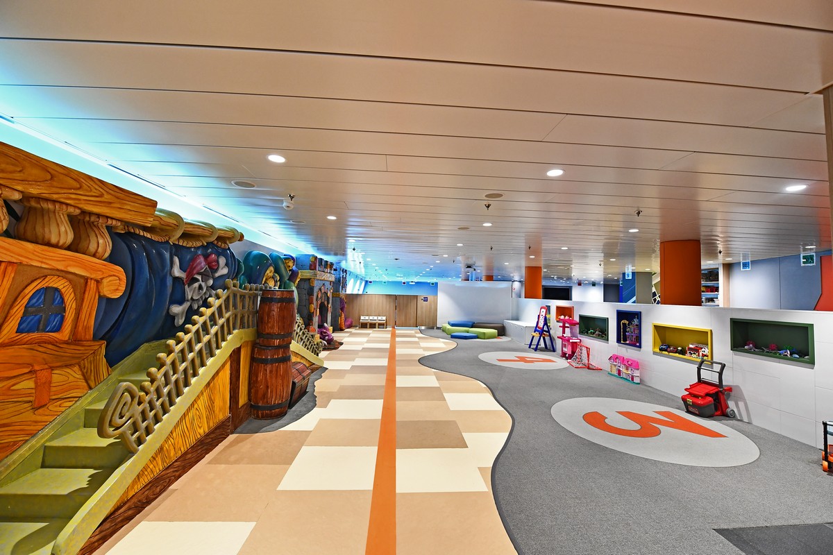 Photos: Voyager of the Seas completes $97 million renovation | Royal Caribbean Blog