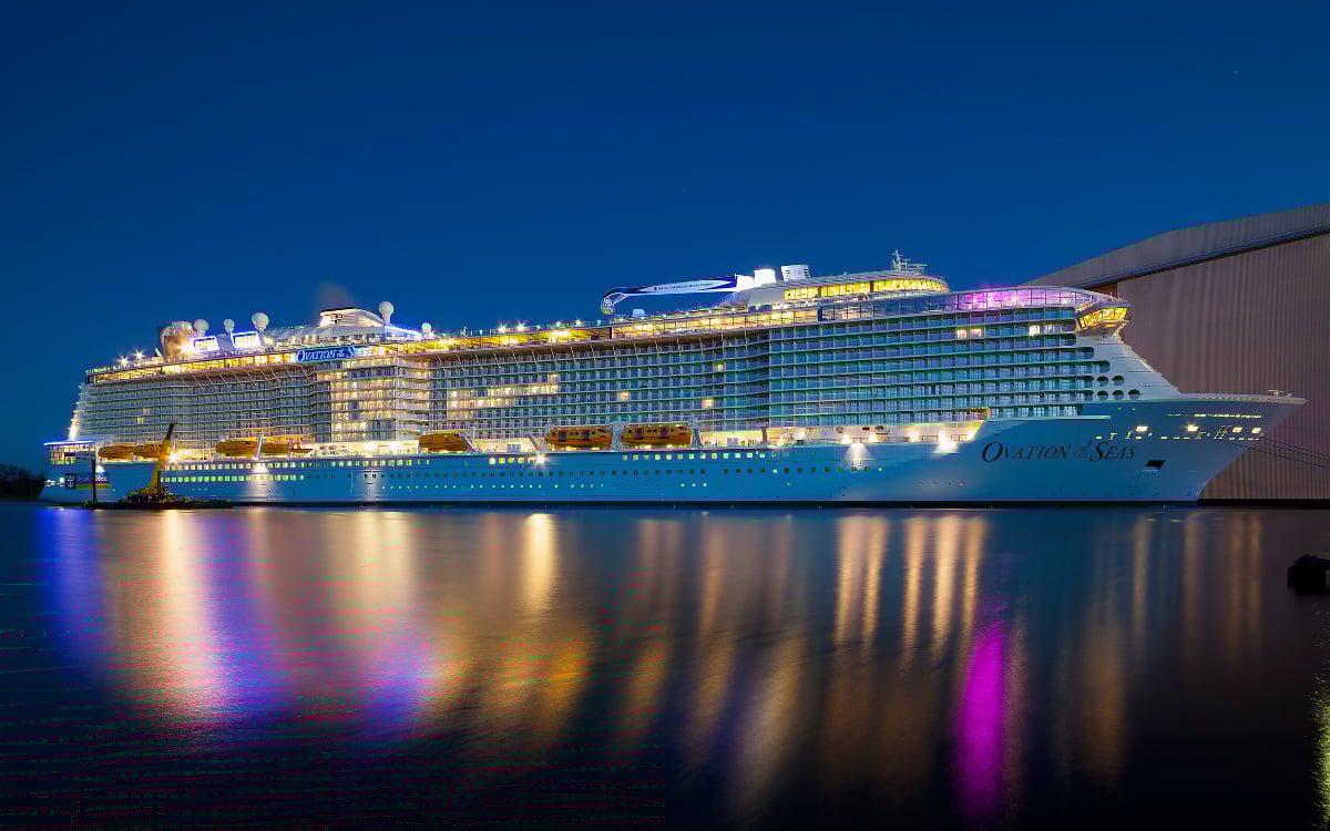 5 beautiful Royal Caribbean Ovation of the Seas photos Royal