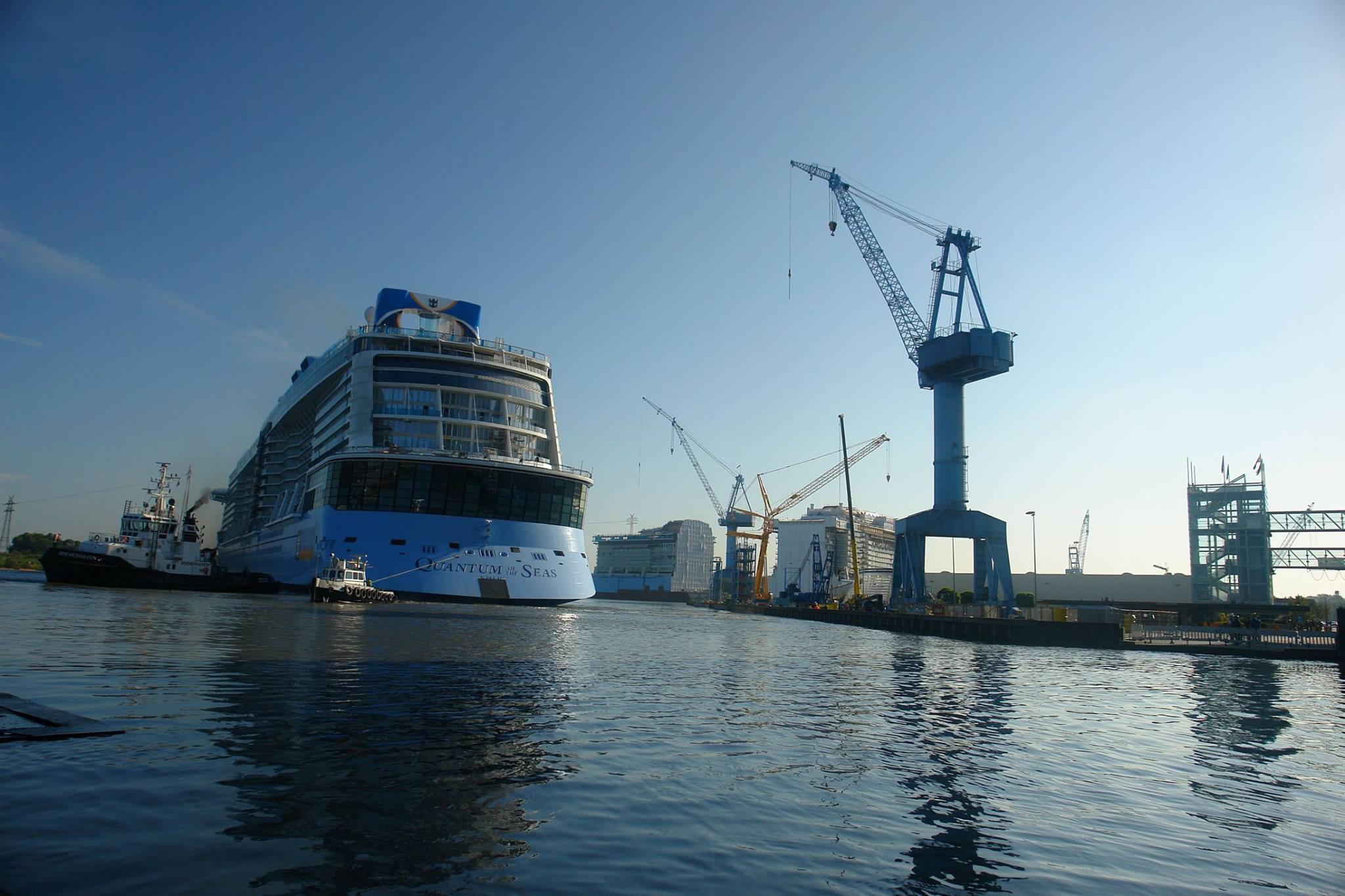 Photo by Papenburg - Zu Besuch bei den Ozeanriesen