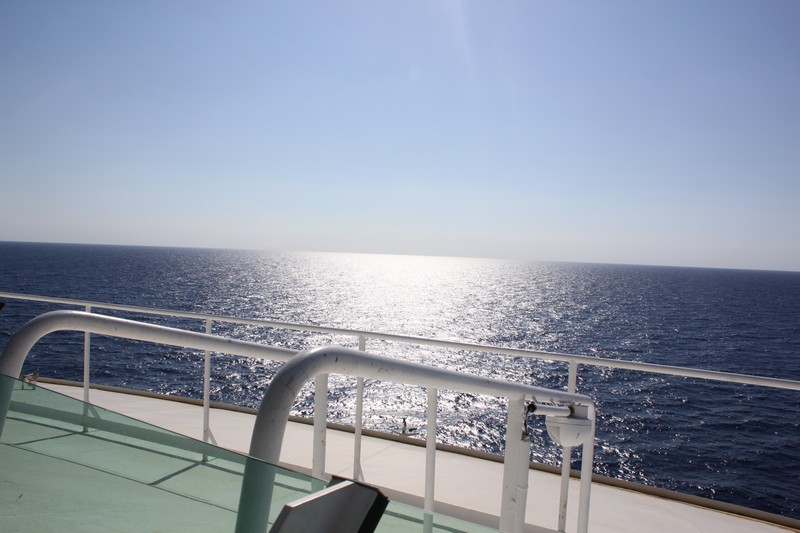 Navigator of the Seas Live Blog - Day 3 - Sea Day | Royal Caribbean Blog