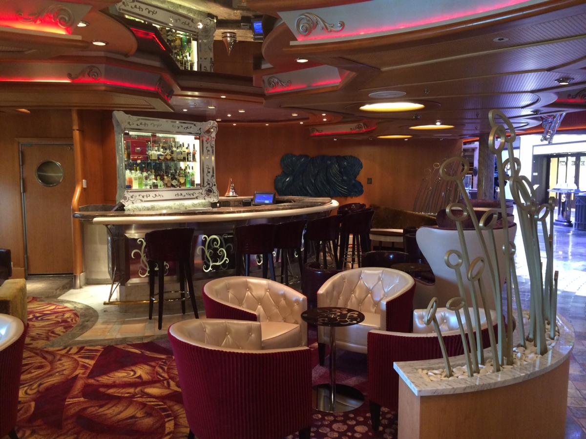 live photo updates from navigator of the seas