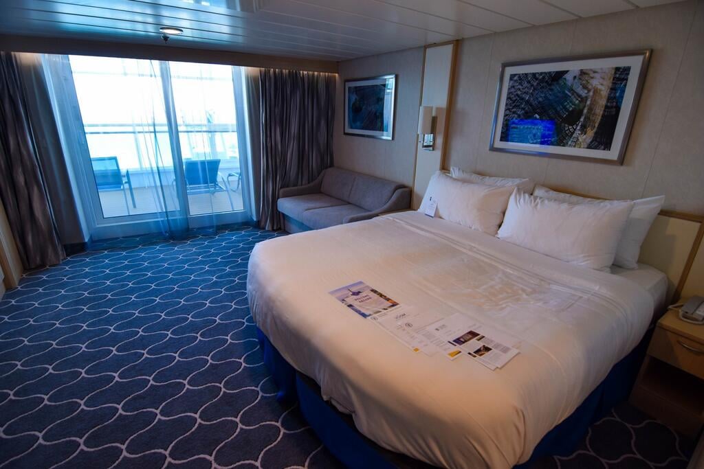 Photo tour of new Junior Suite on Royal Caribbean's Freedom of the Seas