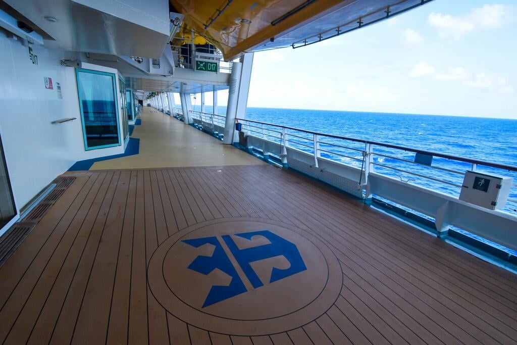 Mariner of the Seas Live Blog - Day 4 - Sea Day | Royal Caribbean Blog