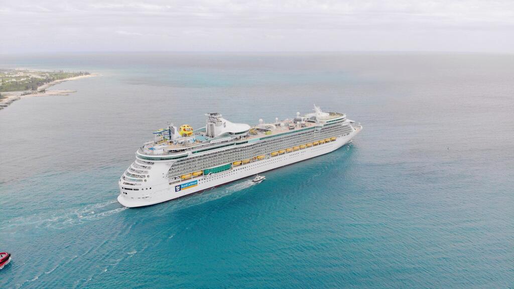 Top 10 health concerns on a cruise ship Royal Caribbean's Healthy Sail Panel will address | Royal Caribbean Blog