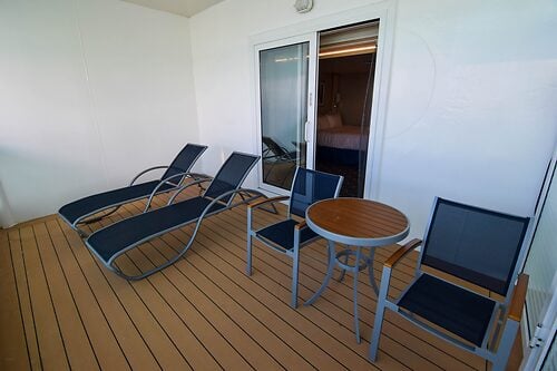 Photo tour of new Junior Suite on Royal Caribbean's Freedom of the Seas