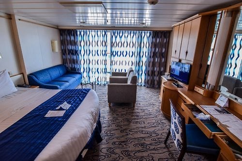 cruise ship hump room