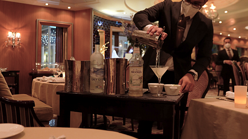 Ly cocktail Cucumber Martini tươi mát