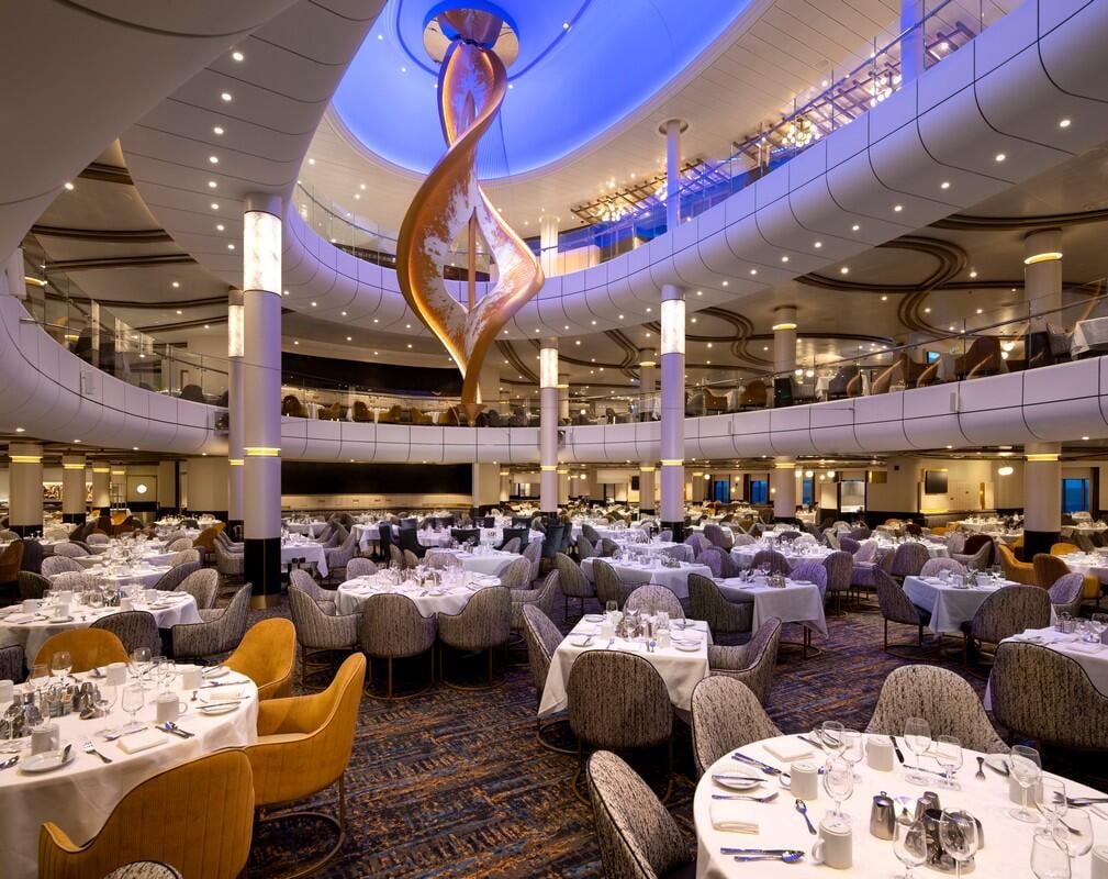 do all royal caribbean cruises have a formal night