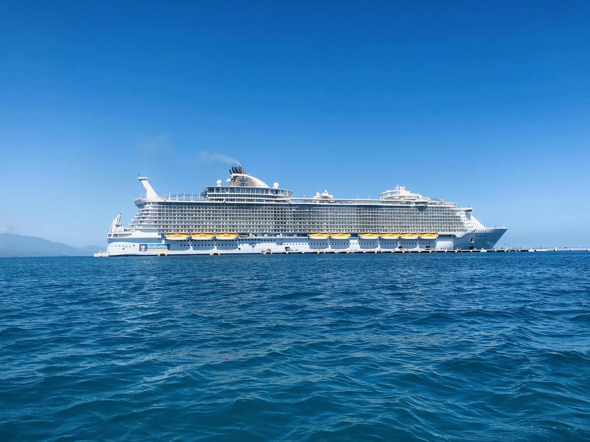 10 cruise ship tips that worked for our Royal Caribbean Blog staffers in 2022