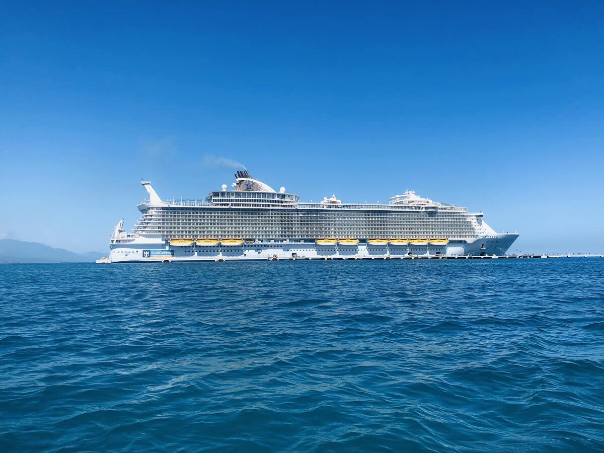 10 cruise ship tips that worked for our Royal Caribbean Blog staffers in 2022 10 cruise ship tips that worked for our Royal Caribbean Blog staffers in 2022