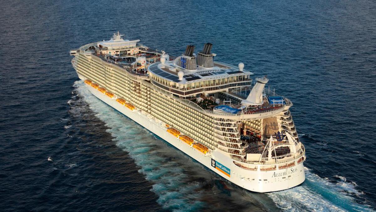 Royal Caribbean will offer short cruises on an Oasis Class cruise ship 