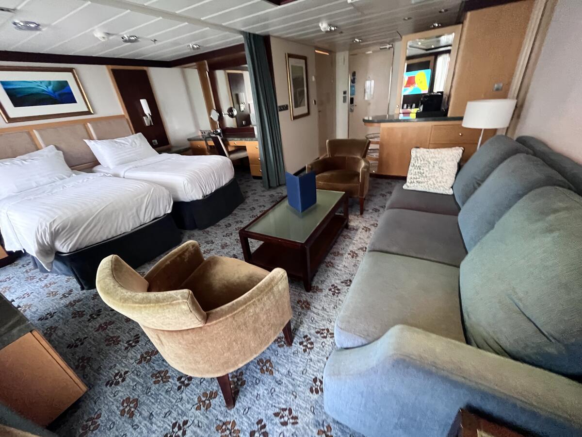 Inside our $4,000 Suite on Royal Caribbean's Allure of the Seas | Royal