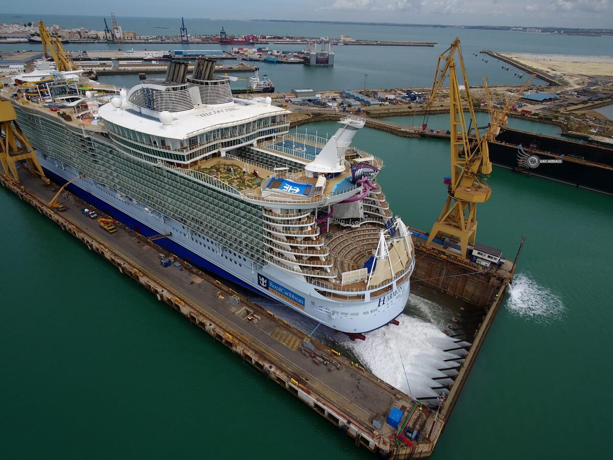 picture of cruise ship in dry dock