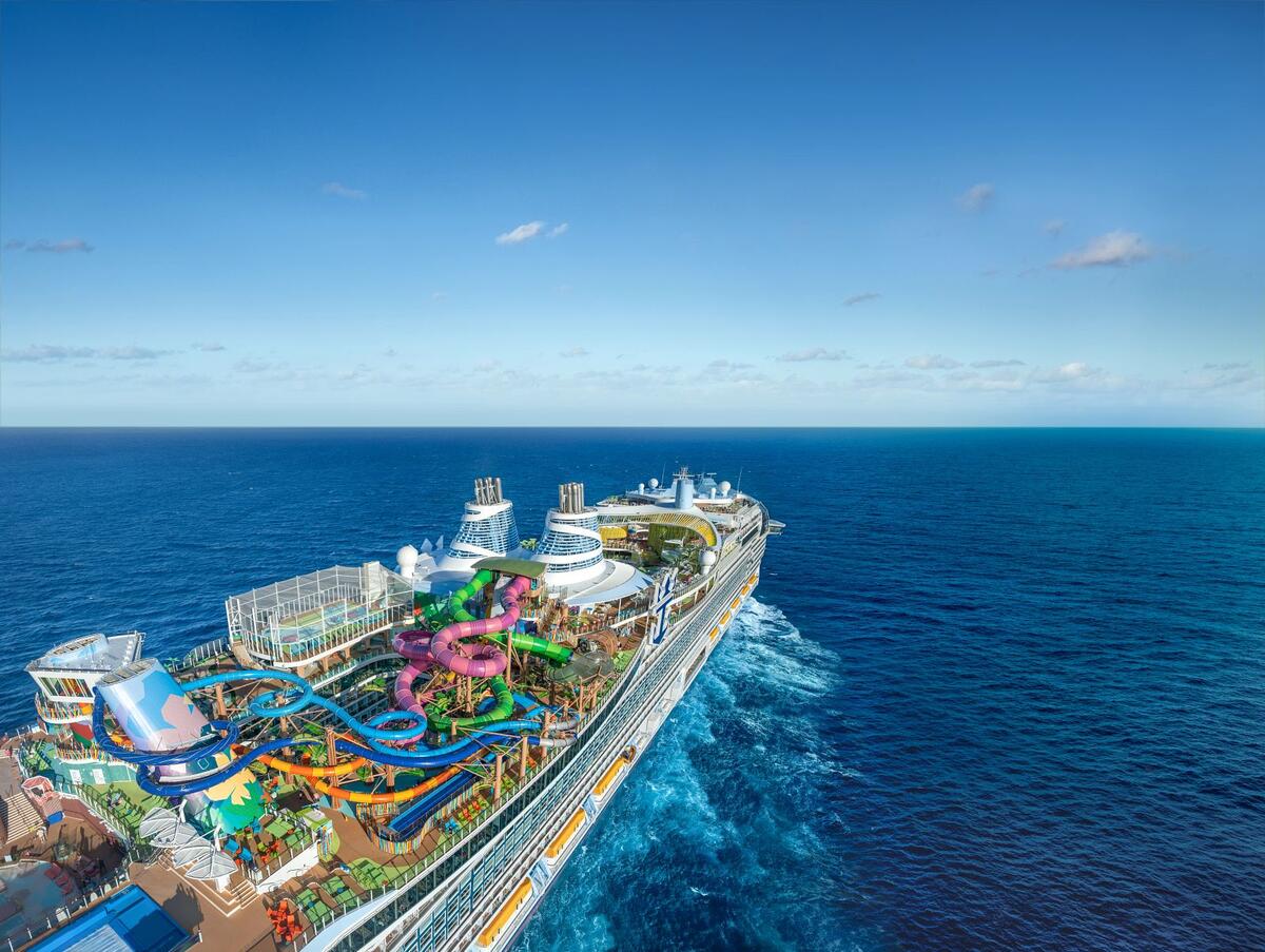 New Royal Caribbean Cruises On Largest Ships In The World Open For Reserving