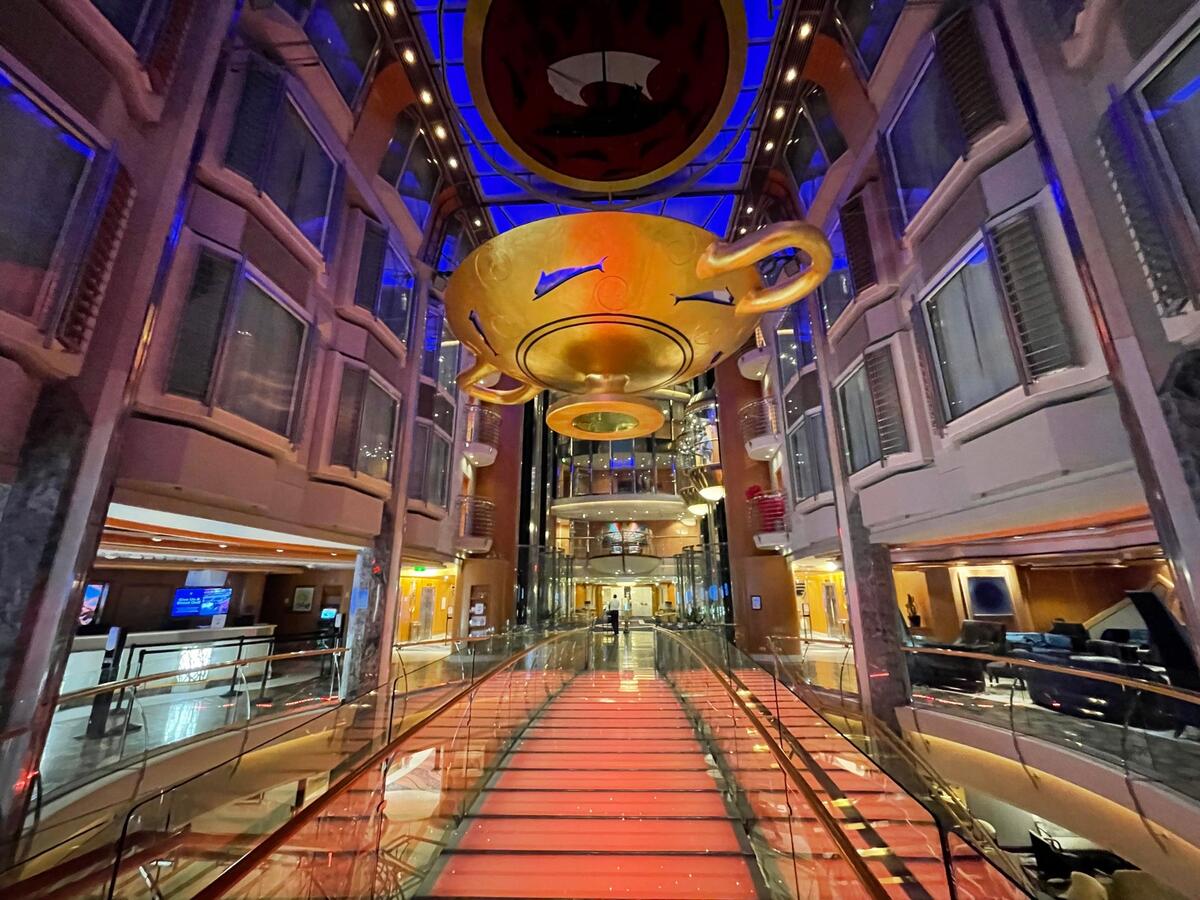 Independence of the Seas Live Blog