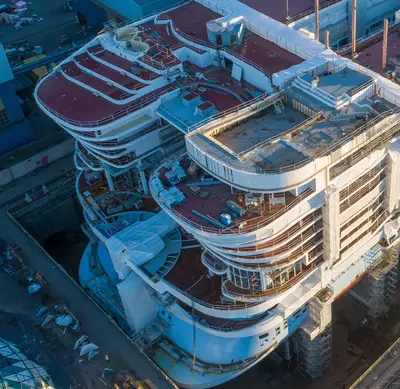 Aft of Icon of the Seas