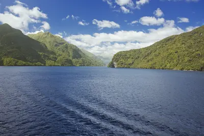 dusky-sound-new-zealand