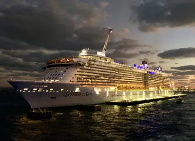 Anthem of the Seas at dusk