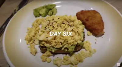 bauth-crew-member-breakfast-wonder-of-the-seas bauth-crew-member-breakfast-wonder-of-the-seas