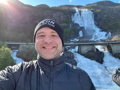 Åkrafjord with Langfoss waterfall