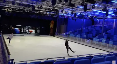 jordan-bauth-ice-skating-crew-member-wonder jordan-bauth-ice-skating-crew-member-wonder