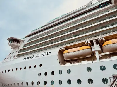 Jewel of the Seas