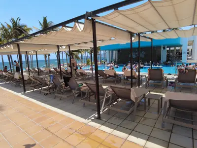 adults-only-pool-riu-puerto-vallarta adults-only-pool-riu-puerto-vallarta