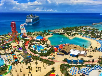 View of cruise ship at CocoCay