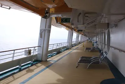 Freedom of the Seas promenade deck