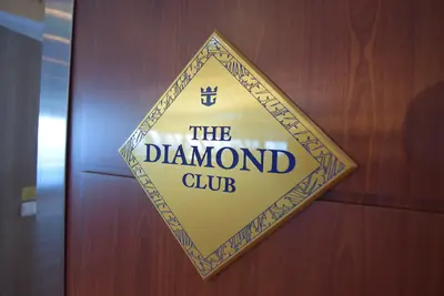 Diamond Lounge sign on Adventure of the Seas