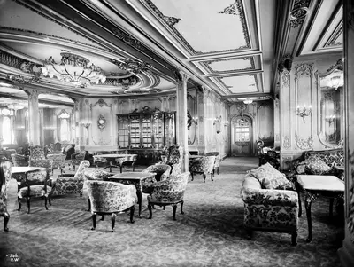 First Class lounge